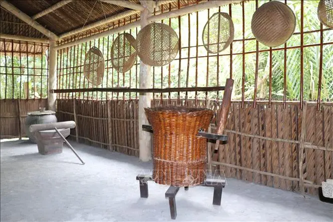 Vật dụng hàng ngày trong Khu di tích Căn cứ Cái Chanh