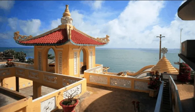 Không gian tại Niết Bàn Tịnh Xá