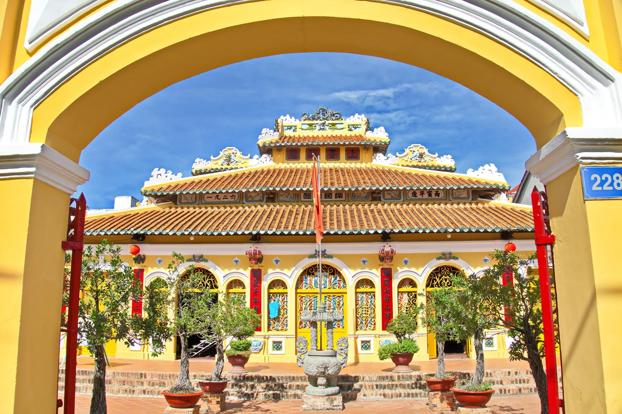 Quang cảnh Đình Châu Phú