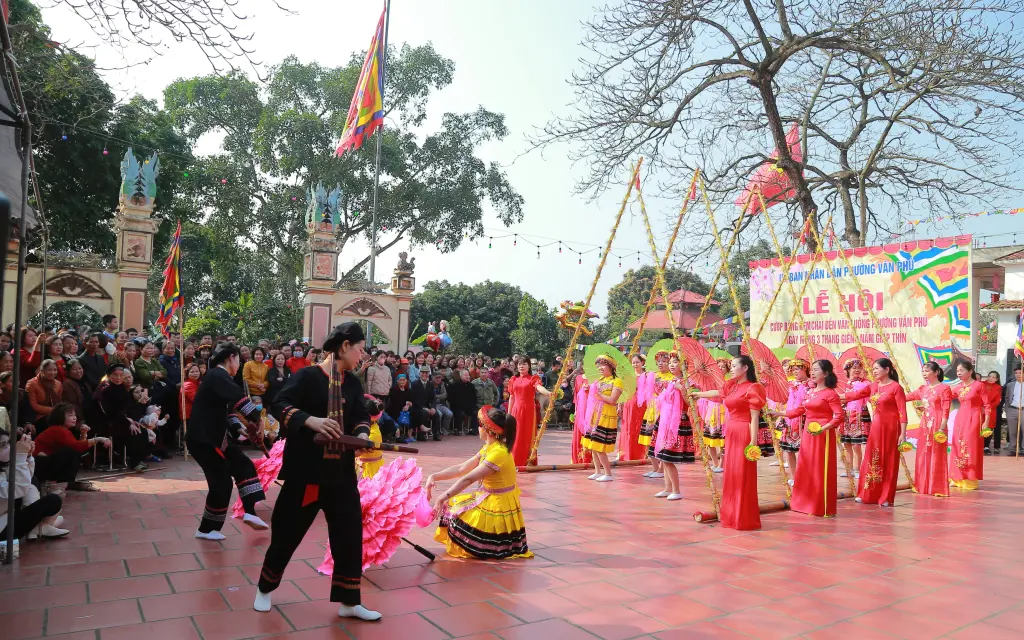 Văn nghệ Lễ hội đền Vân Luông
