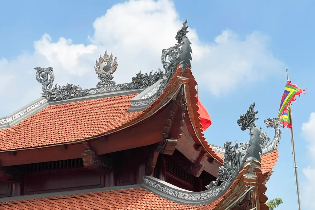 Kiến trúc mái đao Đình Hạ Giang