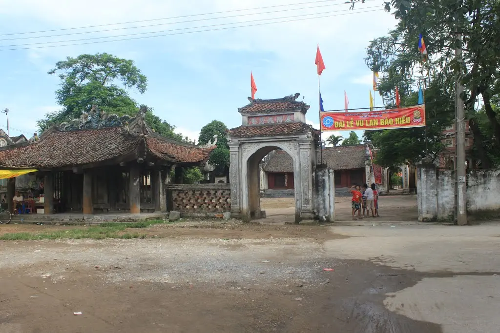 Cổng Chùa Đại Bi
