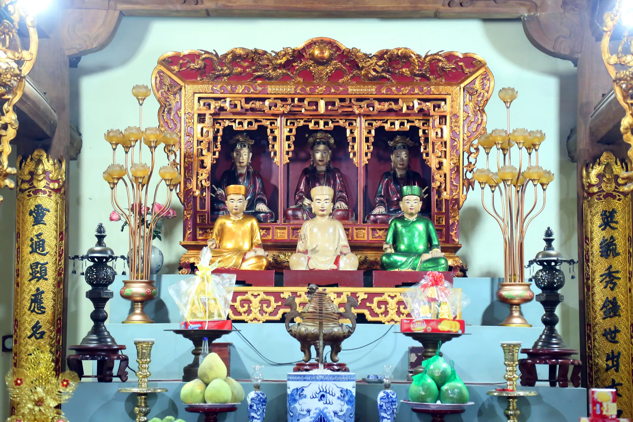 Không gian thờ chùa Tu Hoàng (Càn Phúc tự)