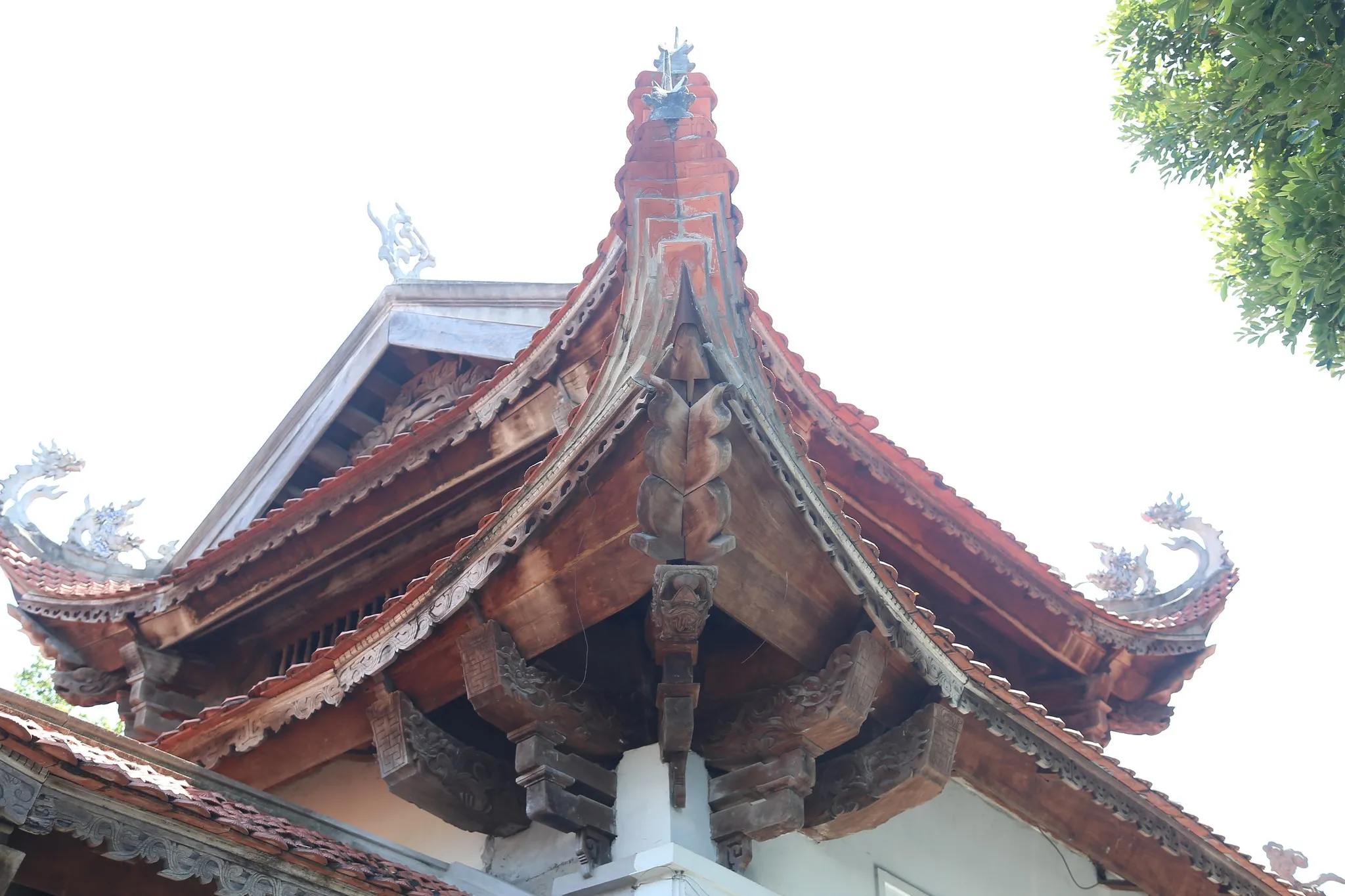 Họa tiết đầu đao mái Chùa Lưu Bái (Kiều Mai)