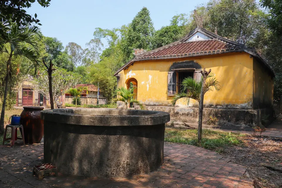 Các giếng trong làng có lối thông với Địa đạo Kỳ Anh
