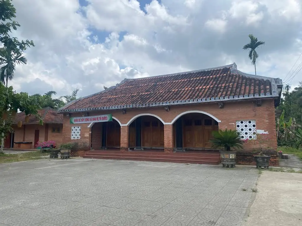 Cảnh quan khu di tích Làng Cổ Lộc Yên