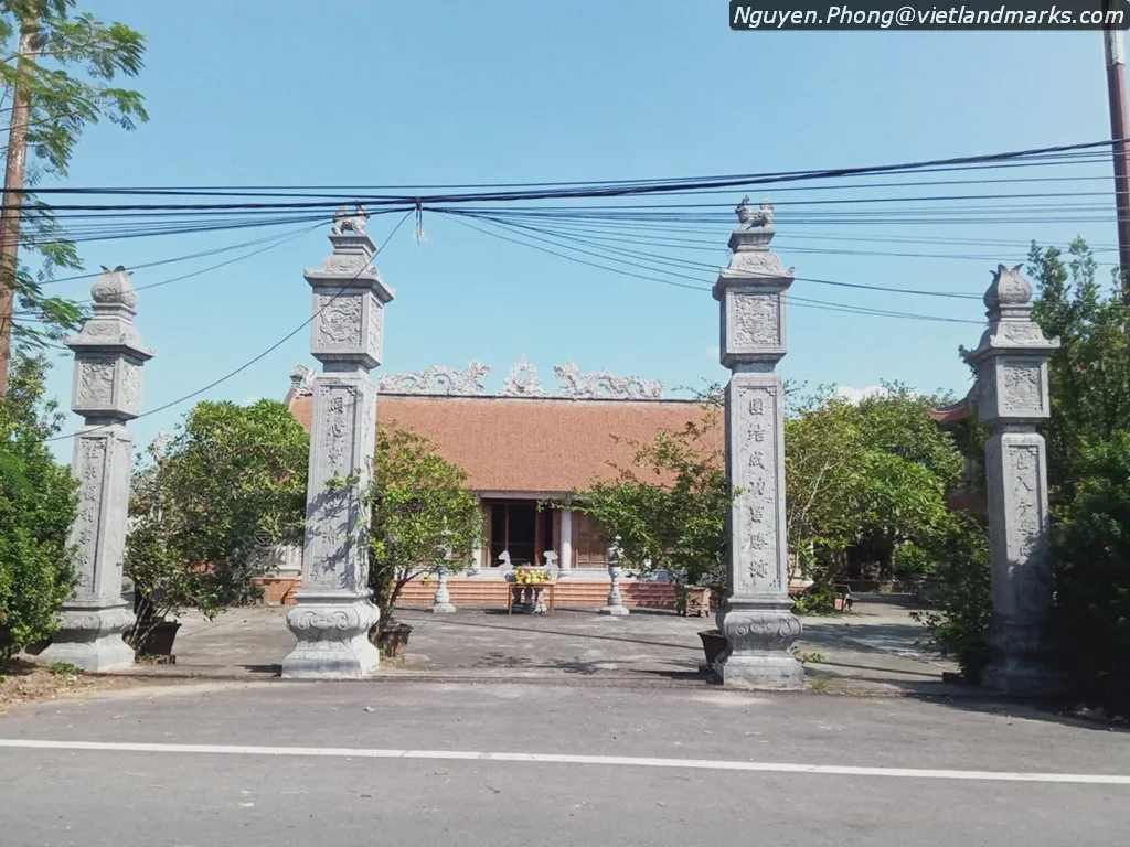 Cổng Đình làng Keo