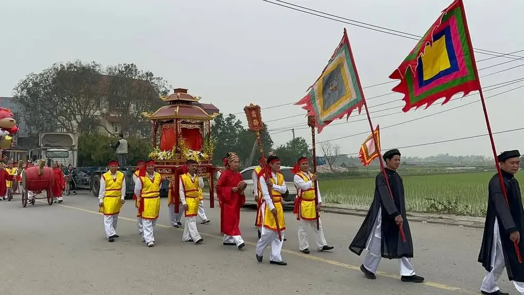 Lễ rước kiệu tại Lễ hội Tam Tảo