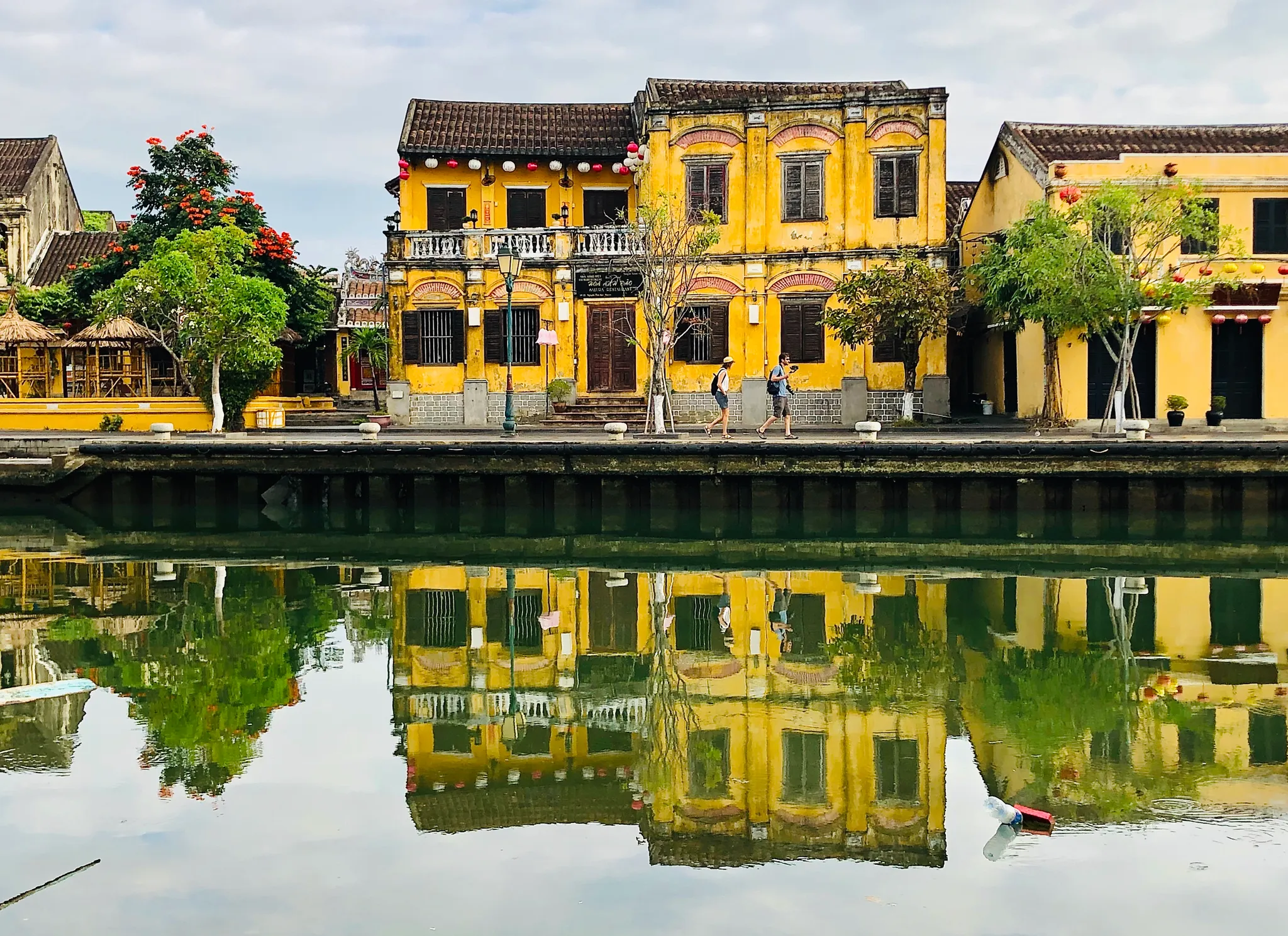 Bình minh phố cổ Hội An