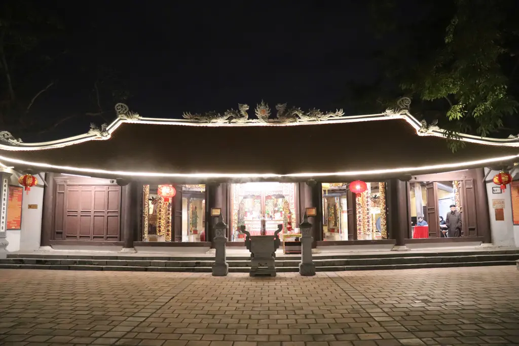 Từ Lương Xâm về đêm