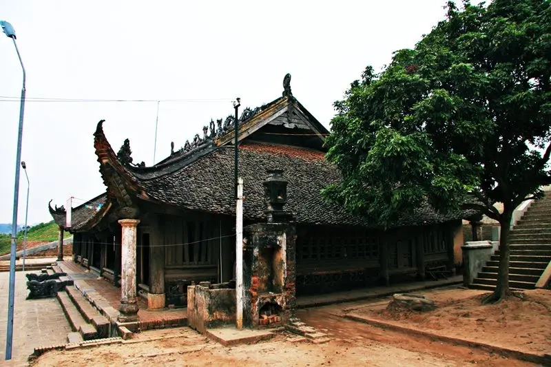 Quang cảnh Đình Tiền Lệ