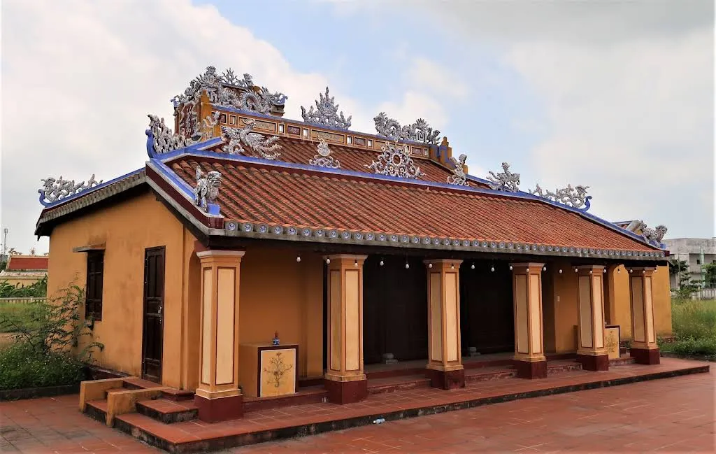 Hình ảnh khu di tích Đình làng Lỗ Giáng