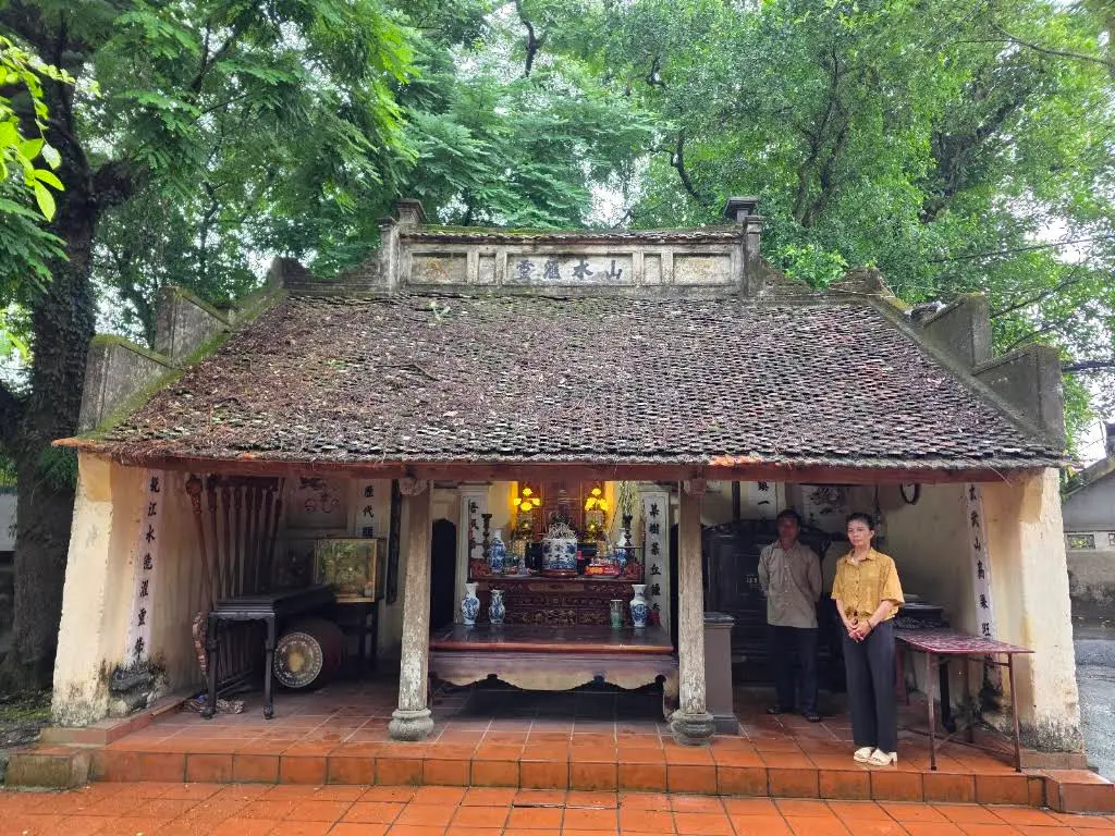 Không gian cảnh quan Đền thờ Tổ nghề khảm Chuồn Ngọ