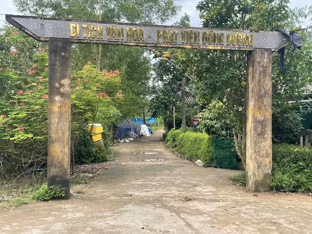 Cổng Tháp Đồng Dương