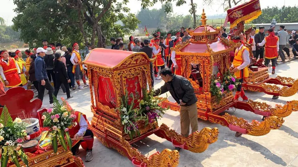 Kiệu Thánh tại Hội làng Đoan Nữ