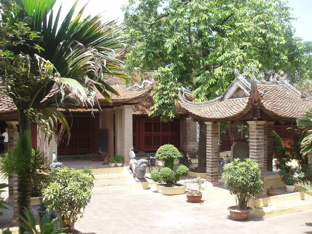 Cảnh quan Đình Chèm