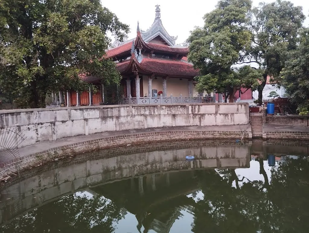 Cảnh quan ngoài Chùa Đống Chanh