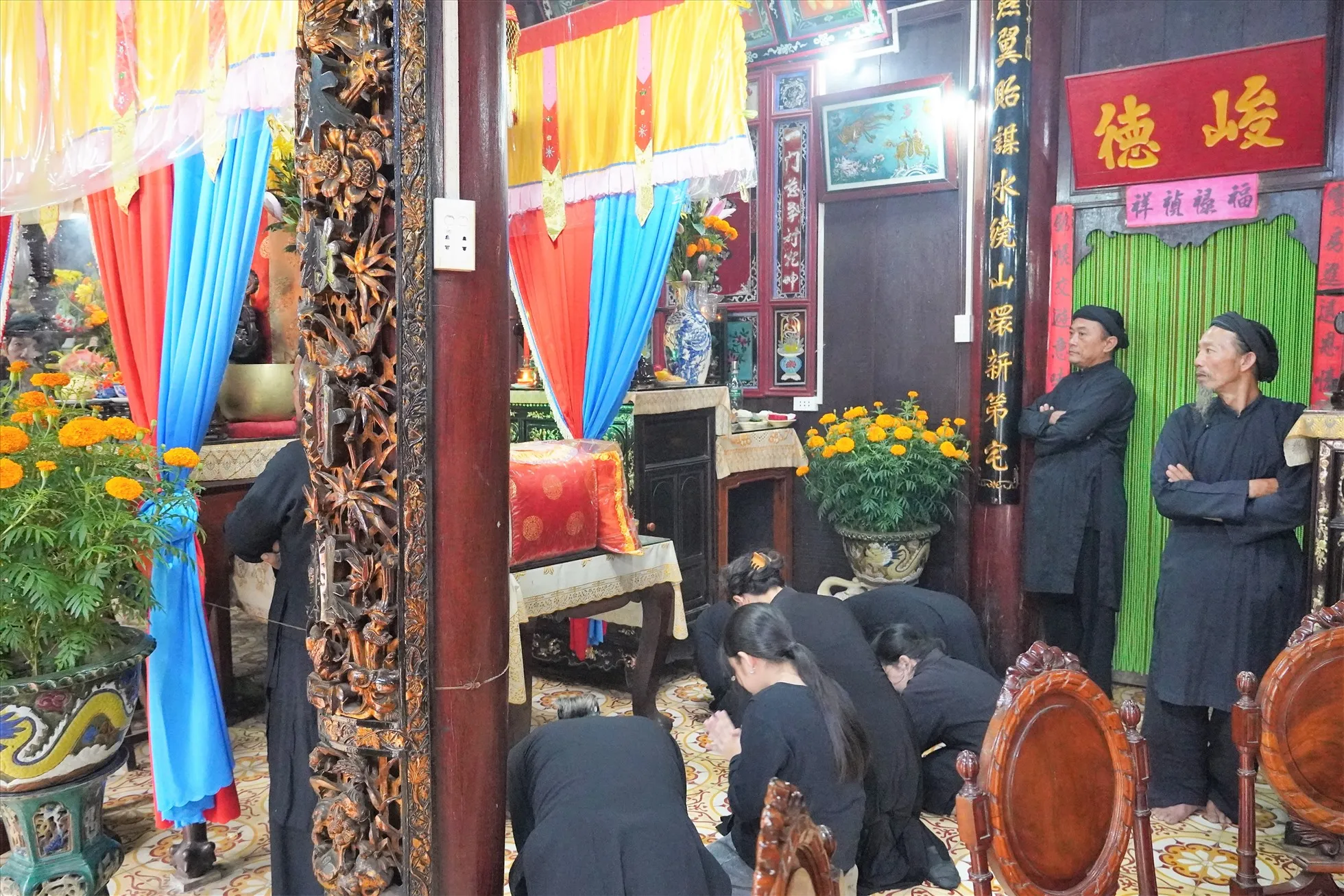 Dâng hương tại 41022