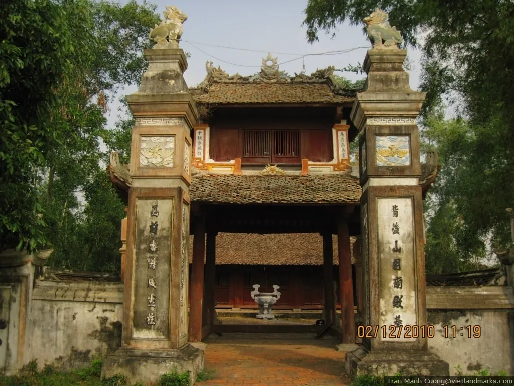 Cổng Đền Cả