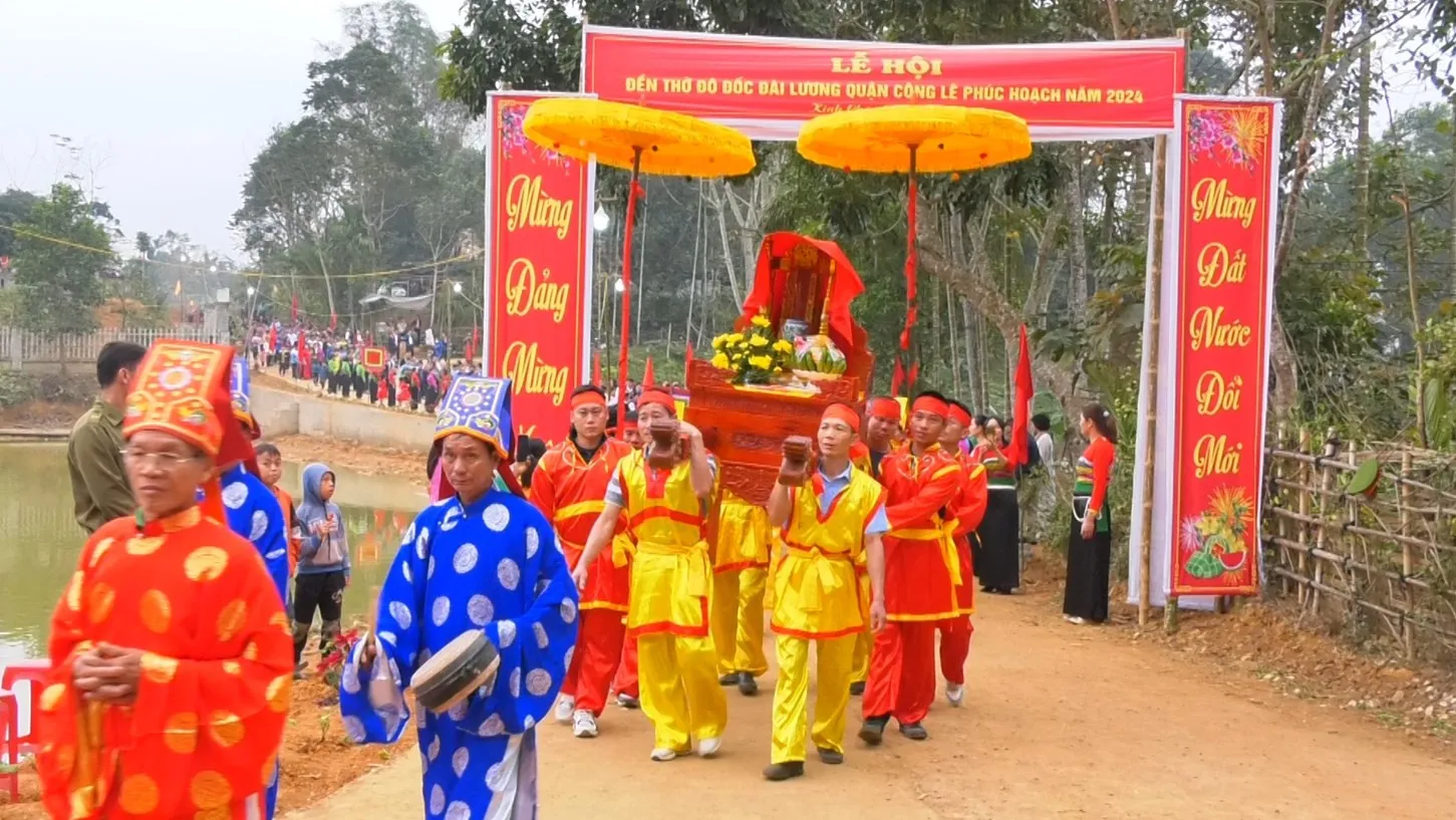 Nghi lễ rước kiệu tại Lễ hội Đền thờ Đô đốc Đài Lương Quận công Lê Phúc Hoạch