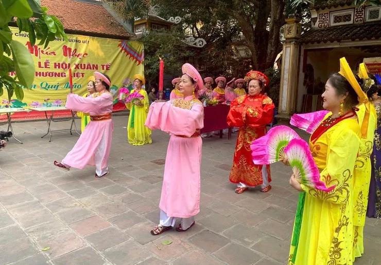 Nghi lễ tế nữ tại Hội đình Phương Liệt