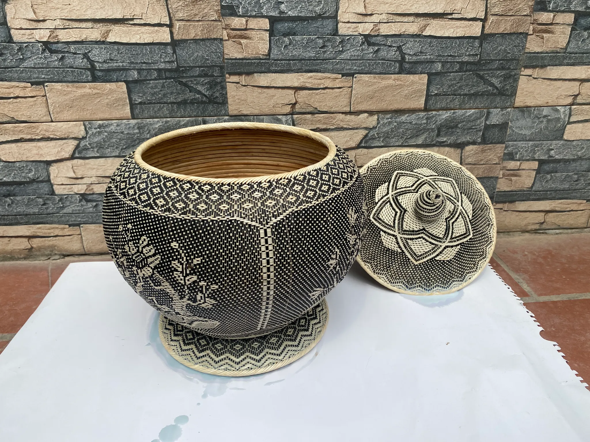 Sản phẩm hoàn thiện giành tích ủ trà Làng Nghề Mây Tre Đan Thôn Phú Vinh