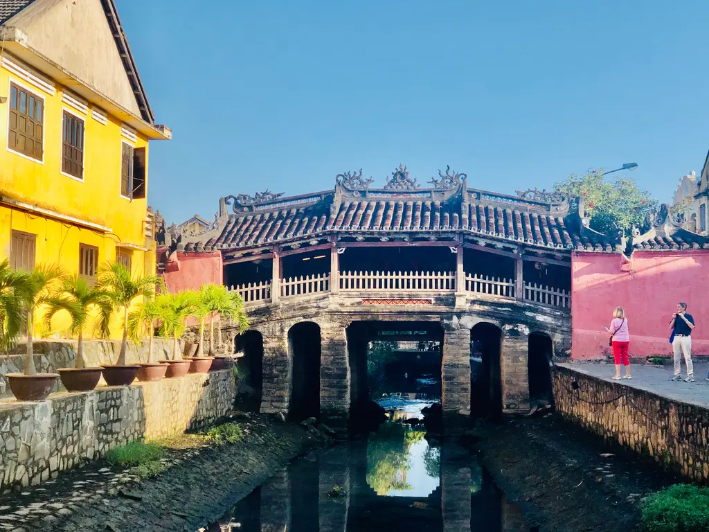 Bình minh phố cổ Hội An