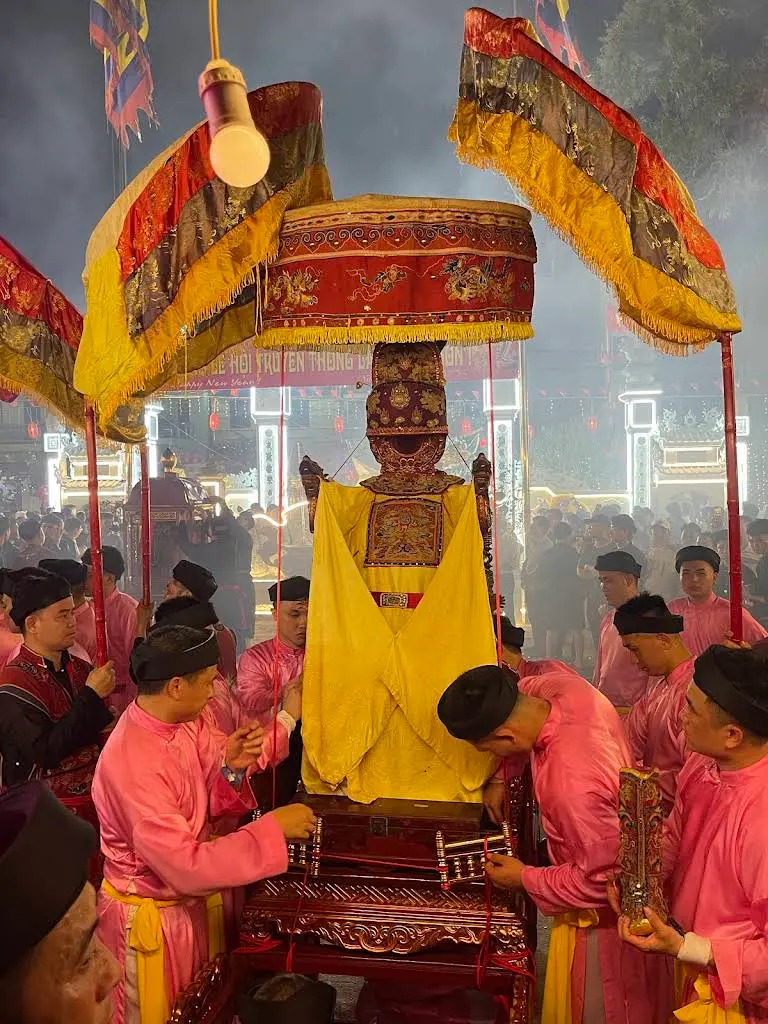 Ngày lễ hội di tích Đình Xá