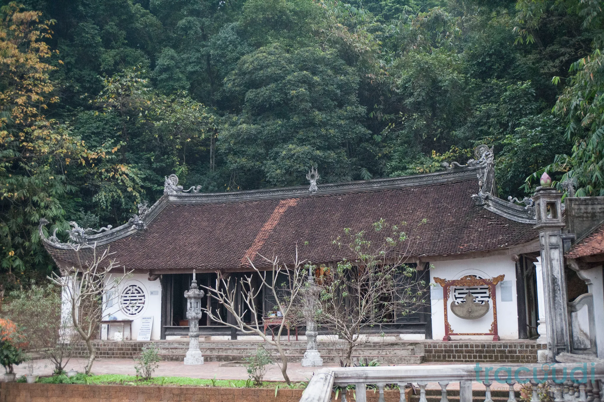 Cảnh quan di tích Chùa Tây Phương