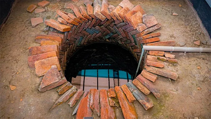 Giếng cổ tại Khu Di tích Hoàng Thành Thăng Long
