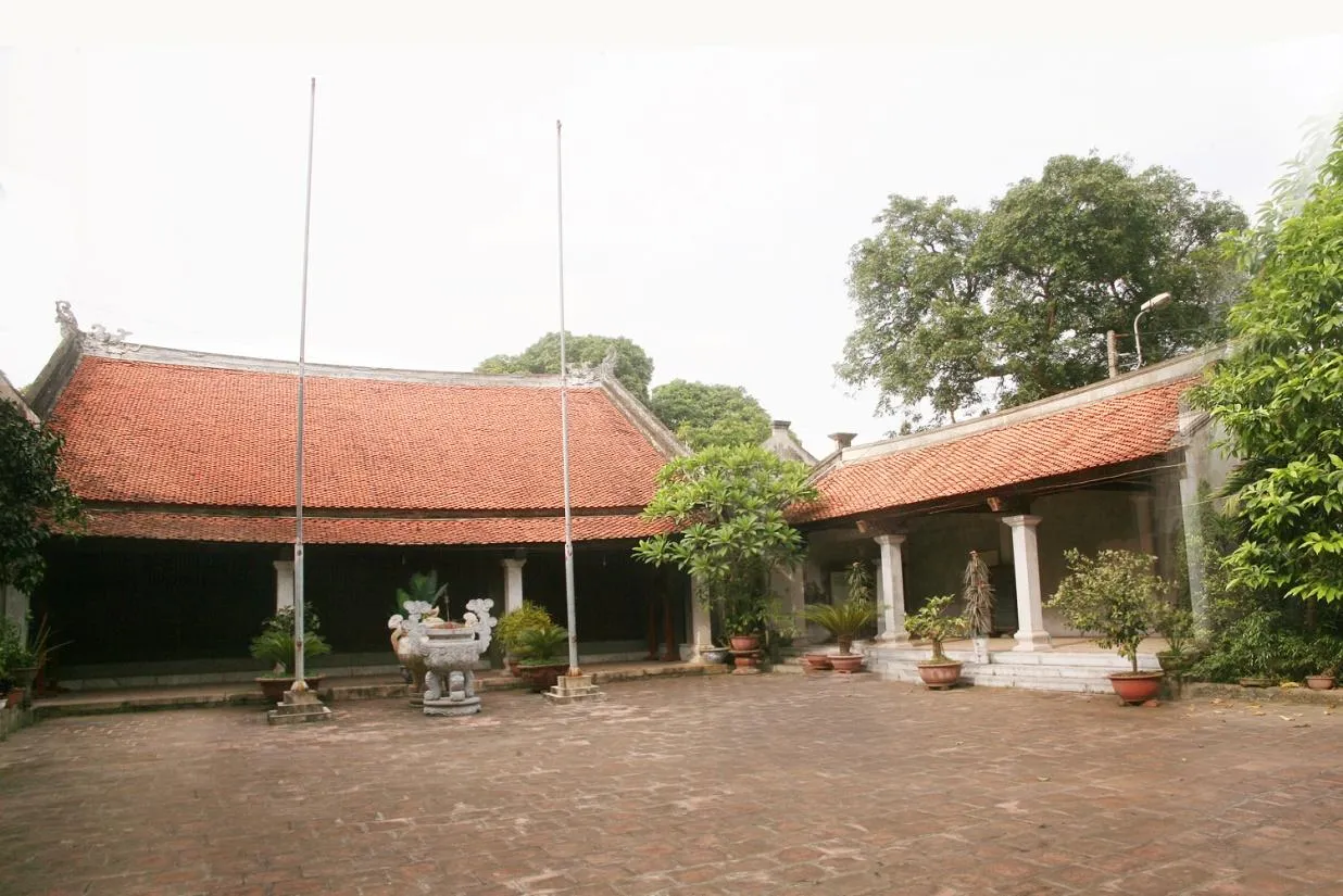 Khu thờ chính Đền Mây Phố Hiến