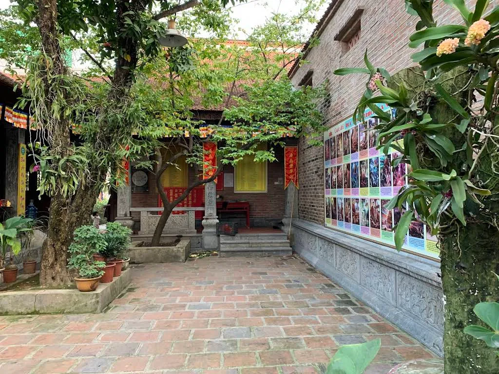 Không gian cảnh quan di tích Chùa Hộ Quốc