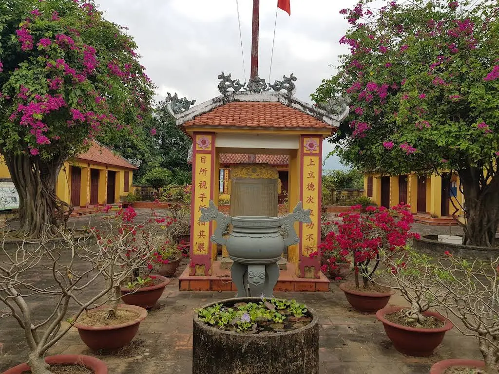 Không gian cảnh quan di tích Văn Miếu Diên Khánh