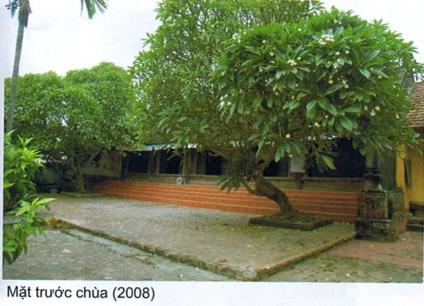 Mặt trước Chùa Phổ Quang