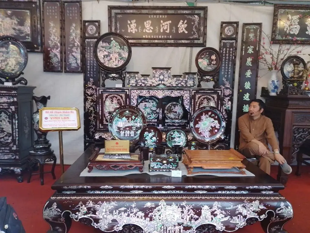 Nghệ nhân Ưu tú Nguyễn Đình Vinh và những tác phẩm của mình