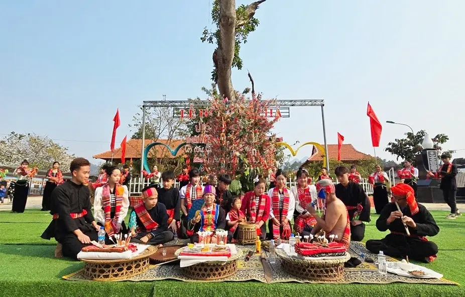 Không gian Lễ hội Hết Chá