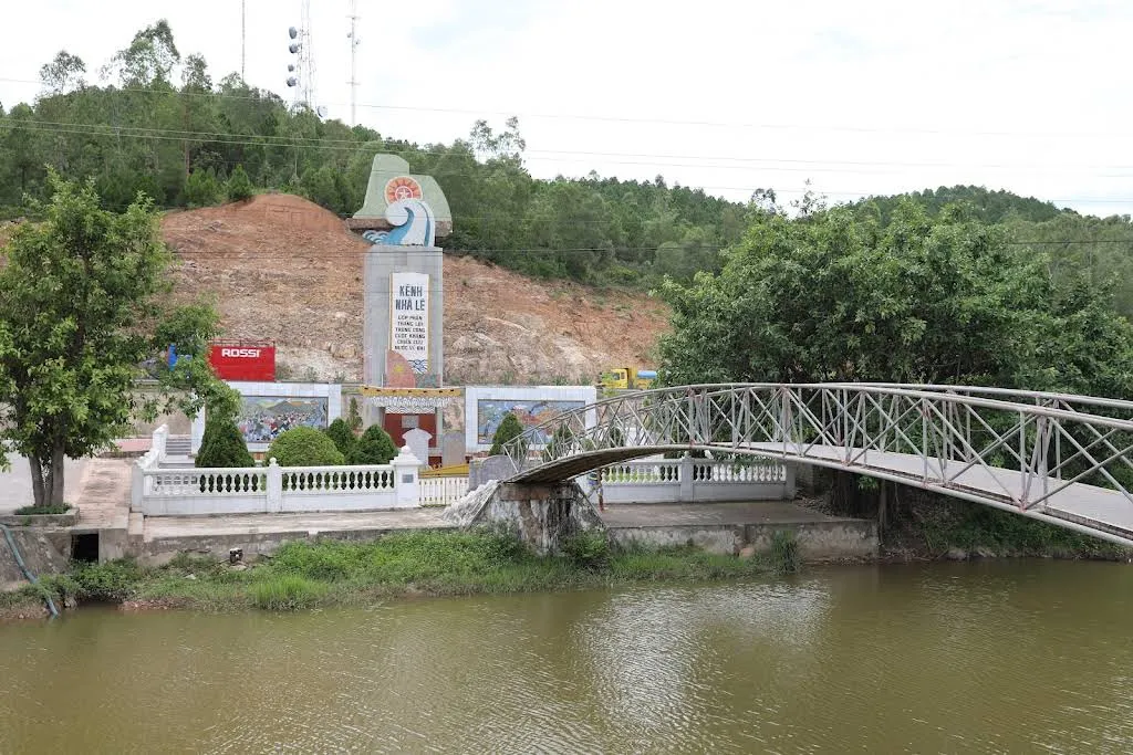 Cảnh quan di tích Sông Nhà Lê