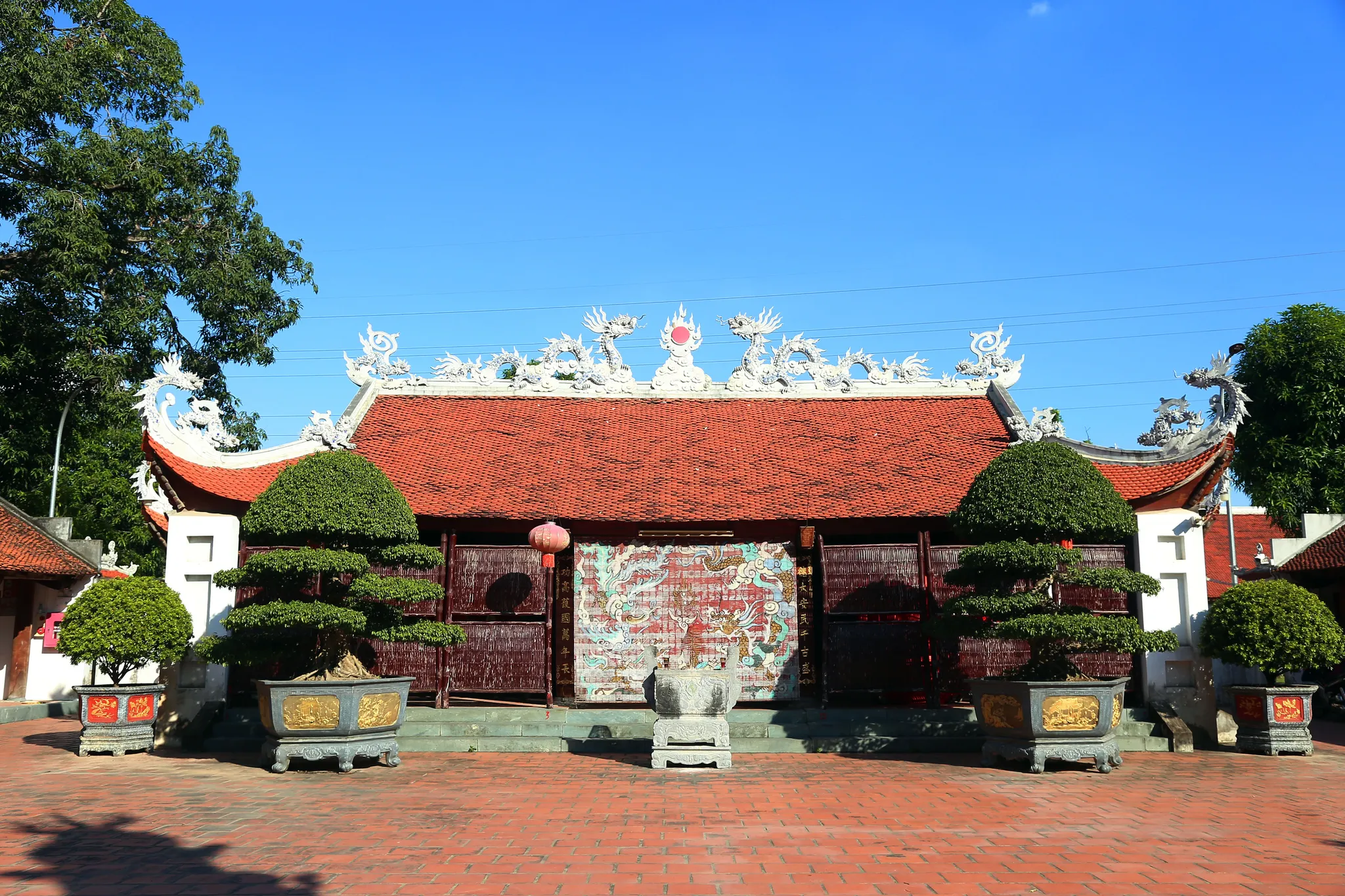 Toàn cảnh đình Miêu Nha