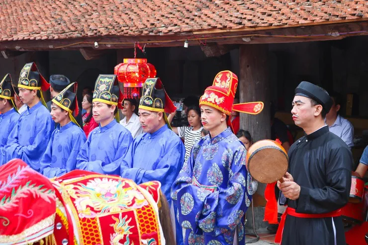 Nghi lễ tại Hội đình Phượng Cách