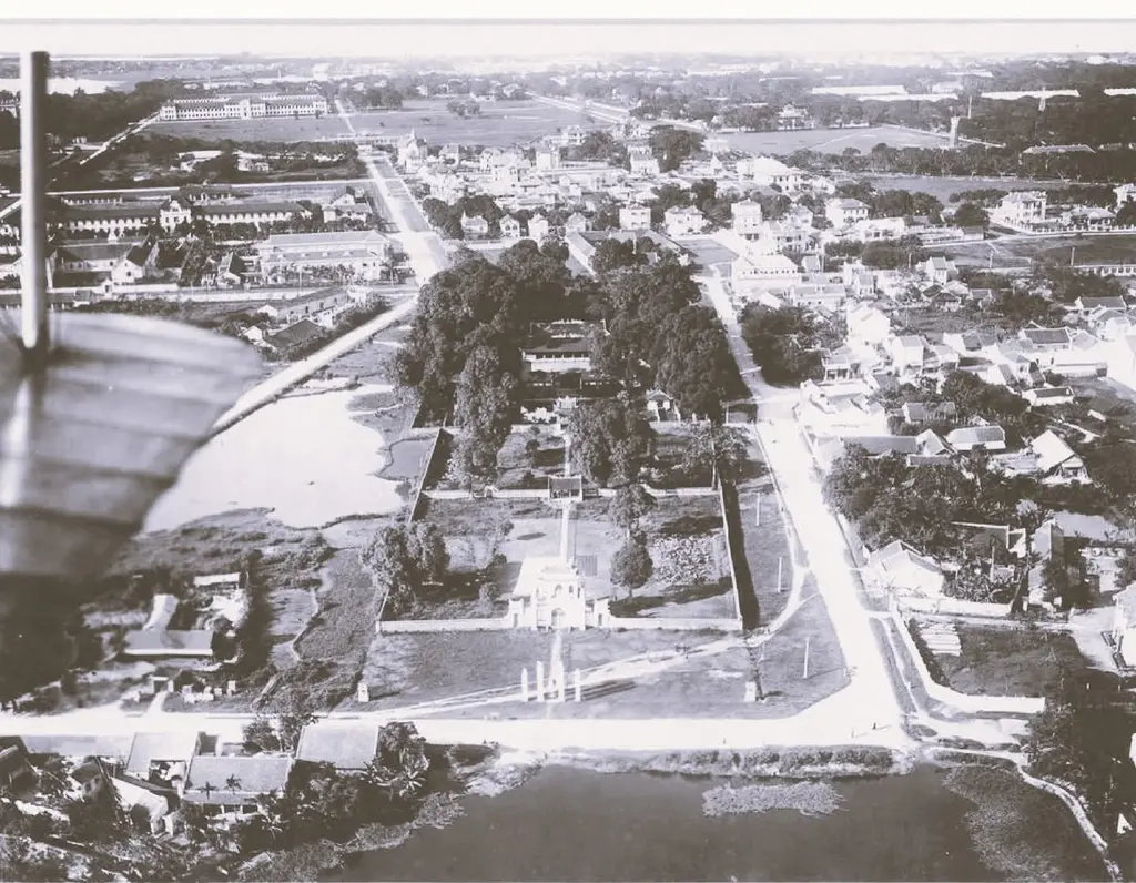 Văn Miếu - Quốc Tử Giám được chụp năm 1930