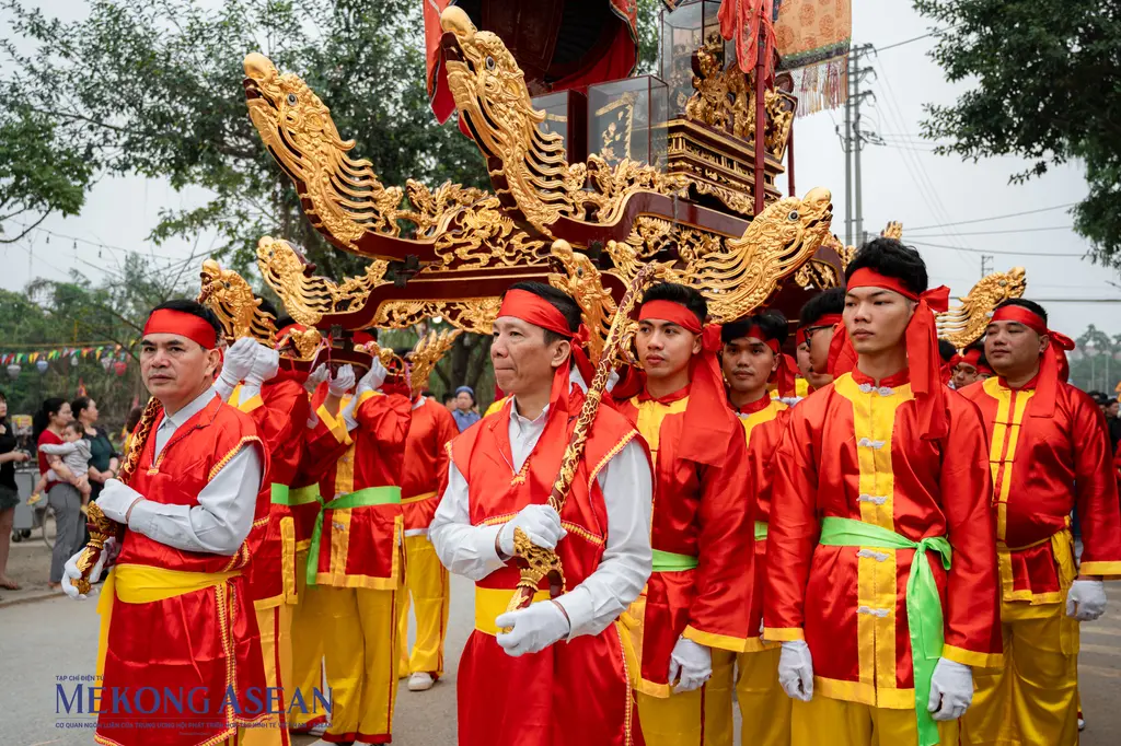 Kiệu Thánh tại Hội làng Hậu Ái