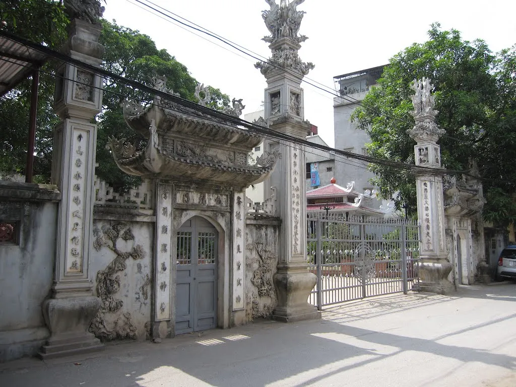 Cổng Đình Khương Thượng