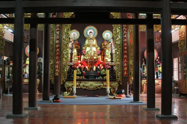 Chính điện Chùa Tôn Thạnh