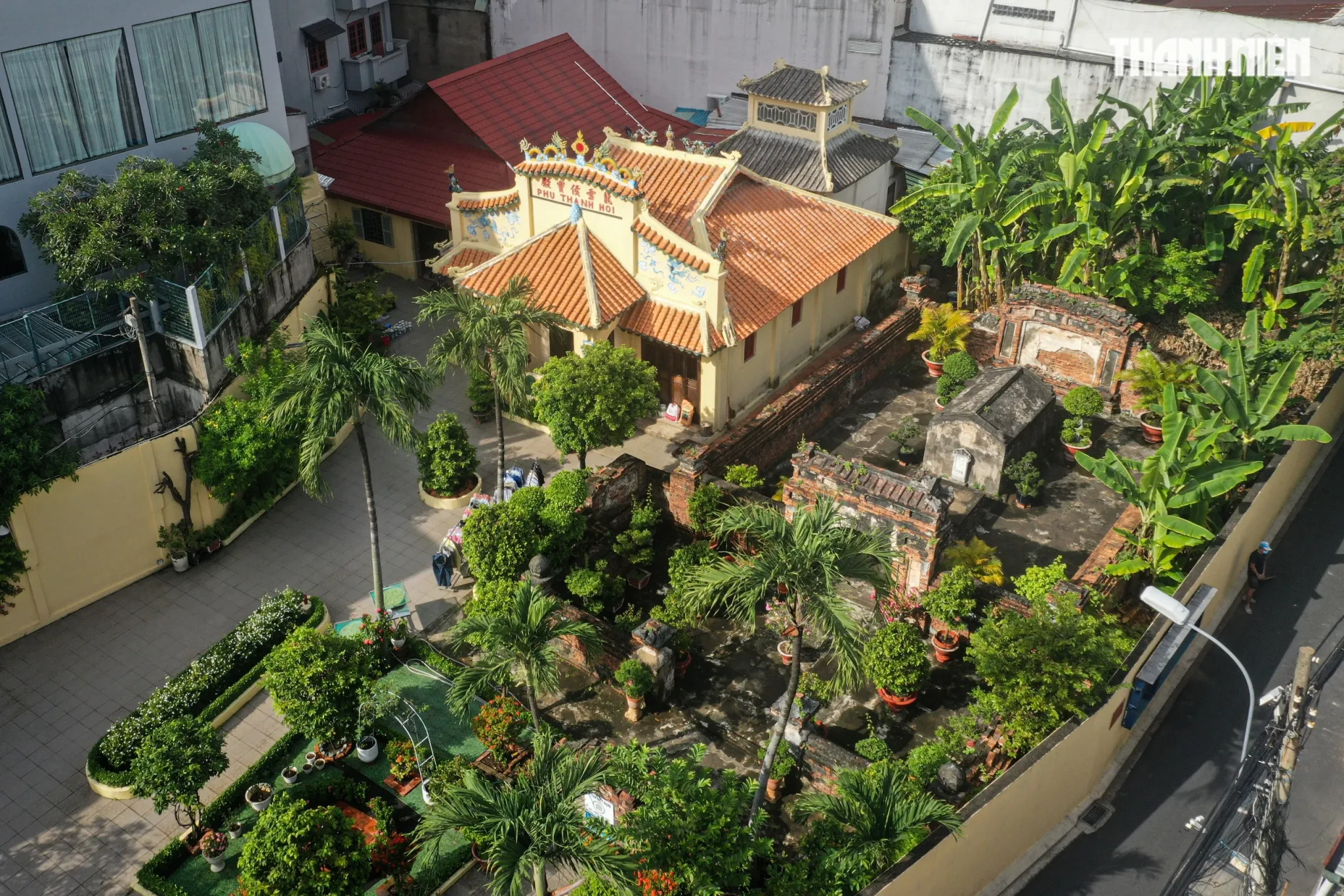 Tổng thể Lăng Trương Tấn Bửu