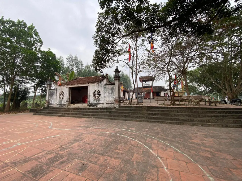 Cảnh quan quanh Chùa Am