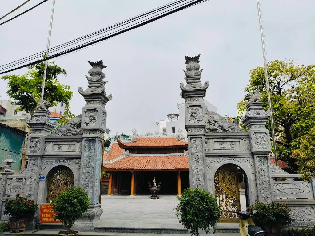 Cổng Đình Ninh Giang