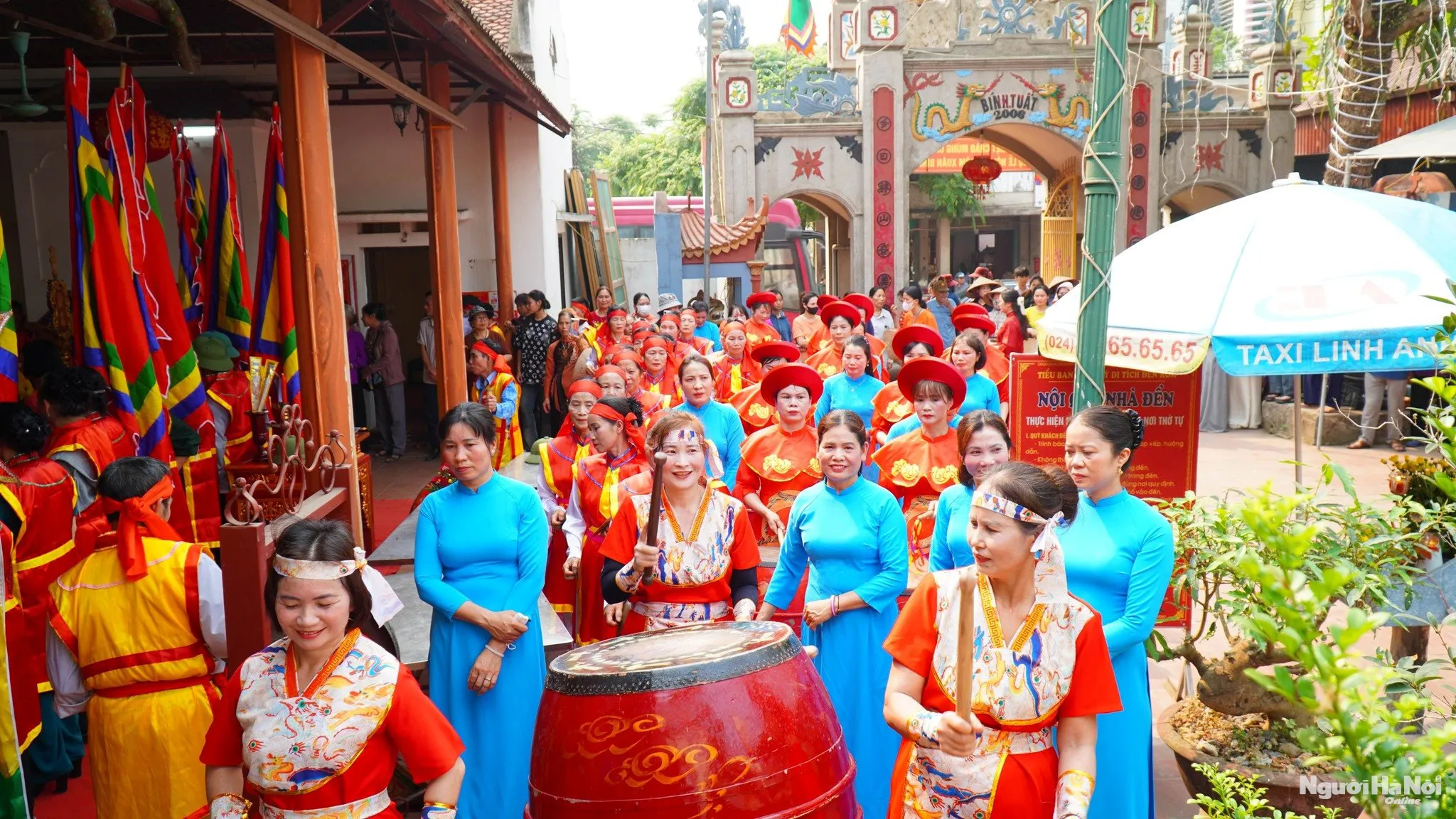 Không khí Hội đền Rõm