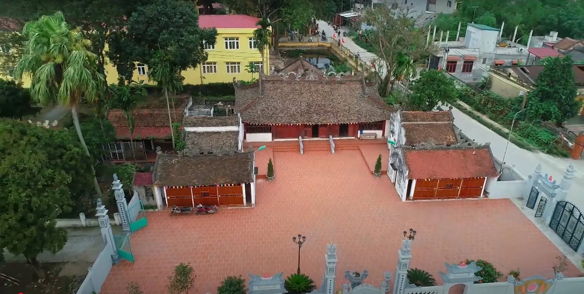 Hình ảnh đình Trung Thịnh