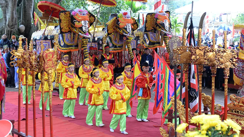 Khung cảnh Lễ hội Y Sơn