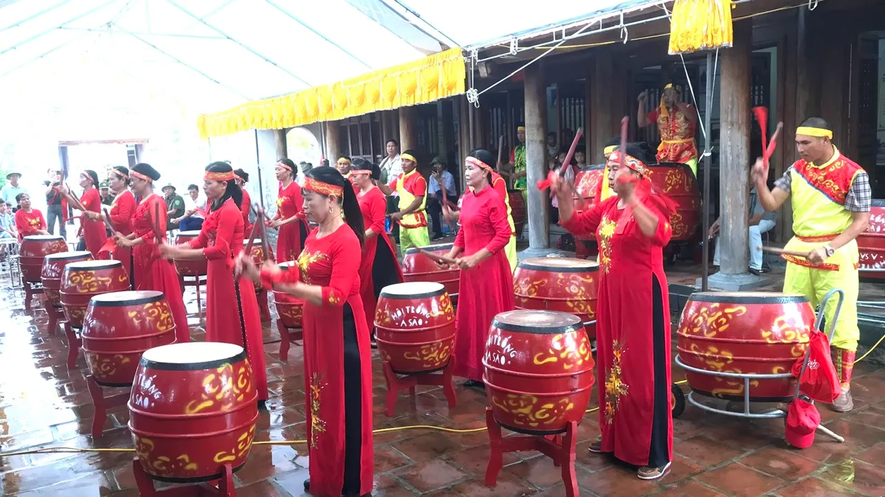 Màn trống khai Hội đền A Sào